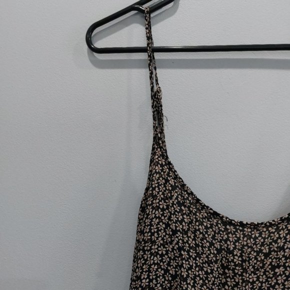 Brandy Melville Floral Jada Dress - Picture 2 of 9